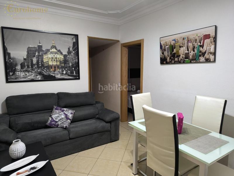 2 bedrooms Apartment in Madrid, Spain No. 196883