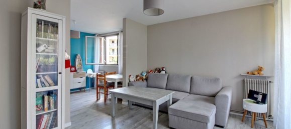 Квартира с 2 спальнями в Пуасси, Франция № 176127 9