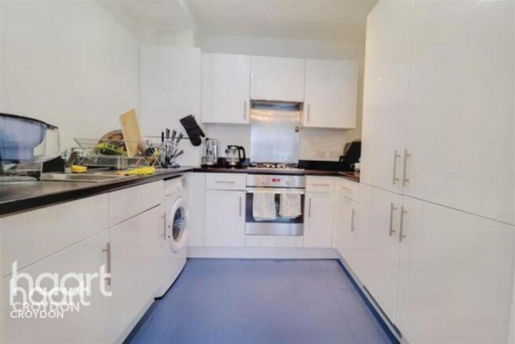 1 bedroom Apartment in Croydon, United Kingdom No. 4893