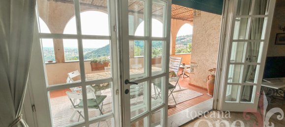 Villa de 4 dormitorios en Massarosa, Italy No. 82454 17