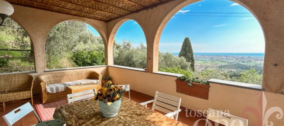 Villa de 4 dormitorios en Massarosa, Italy No. 82454 9