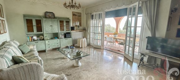 Villa de 4 dormitorios en Massarosa, Italy No. 82454 5