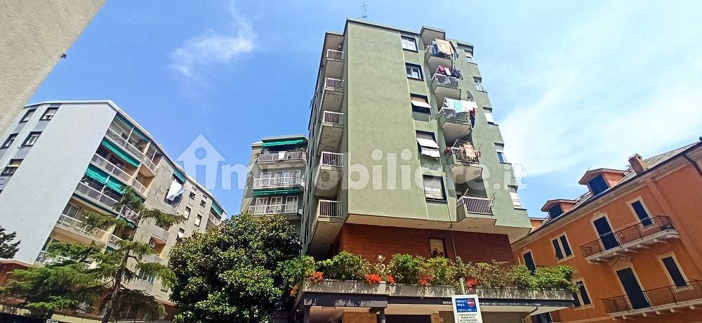 Квартира с 3 спальнями в Савона, Италия № 94904