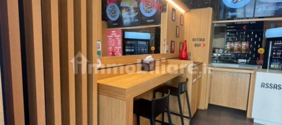 4-Zimmer Gewerbliche Immobilie in Rome, Italy, Nr. 340317 33