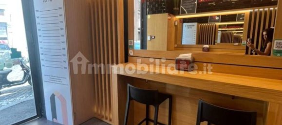 4 rooms Commercial property in Rome, Italy No. 340317 12