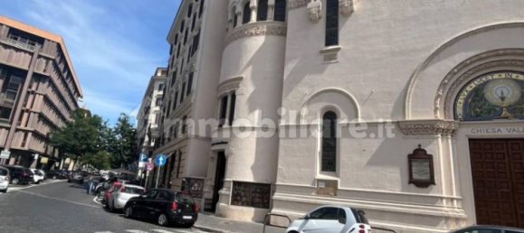 4 rooms Commercial property in Rome, Italy No. 340317 32