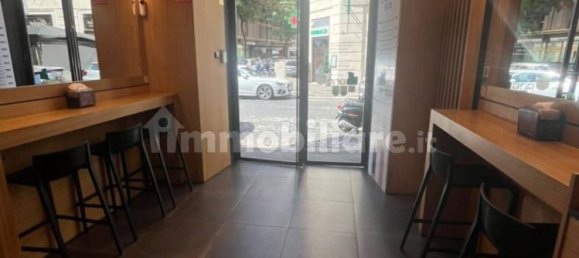 4 rooms Commercial property in Rome, Italy No. 340317 6