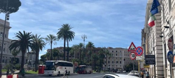 4 rooms Commercial property in Rome, Italy No. 340317 29