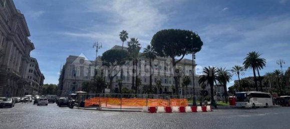 4 rooms Commercial property in Rome, Italy No. 340317 30