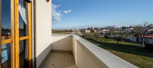 Дом с 4 комнатами в Парма, Италия № 127549 10