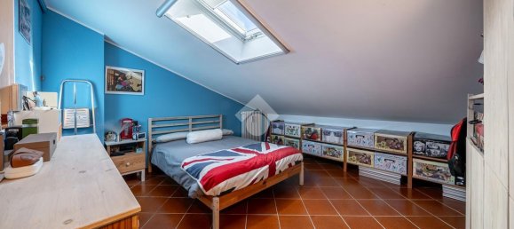 Дом с 4 комнатами в Парма, Италия № 127549 16