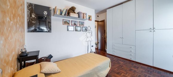 Дом с 4 комнатами в Парма, Италия № 127549 12