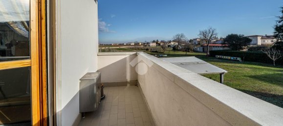 Дом с 4 комнатами в Парма, Италия № 127549 6