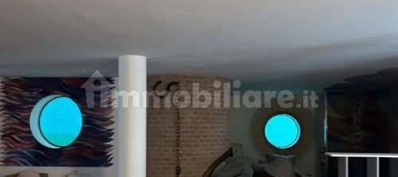 4 bedrooms Villa in Erba, Italy No. 3279 15