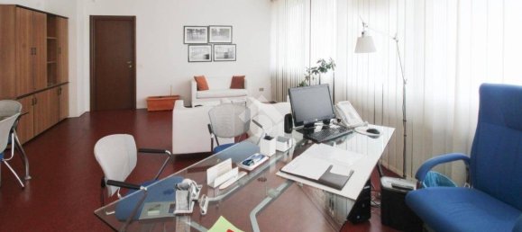 Escritório de 5 divisões em Gussago, Italy N.º 91489 23