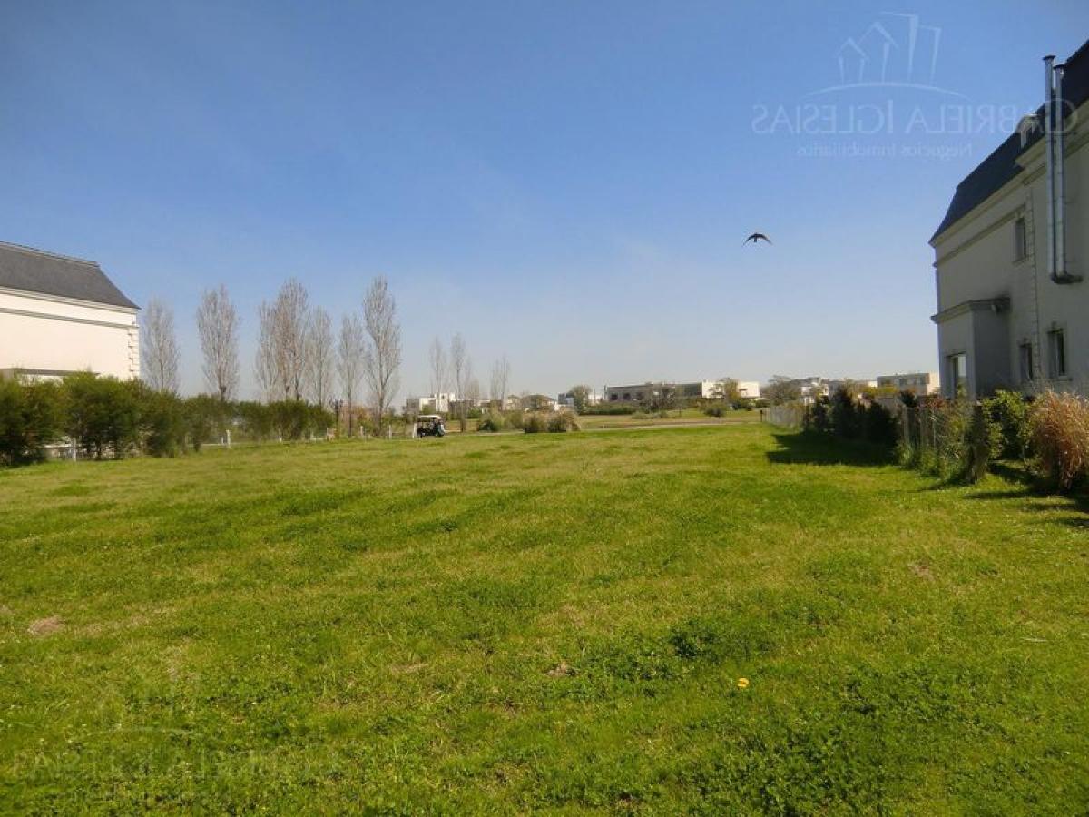  Land in Tigre, Argentina No. 48298