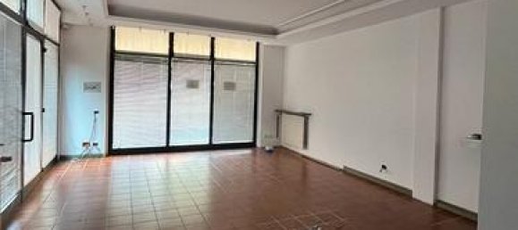 Imóvel comercial de 2 divisões em Pedrengo, Italy N.º 257341 3