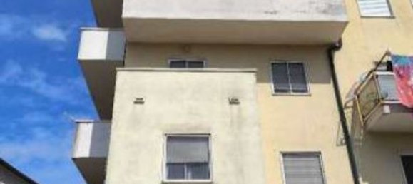 3 rooms Apartment in Crotone, Italy No. 36173 3