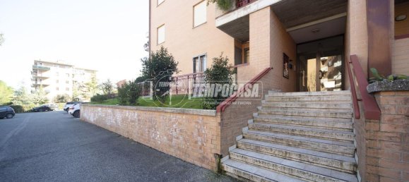 Apartamento de 3 divisões em Corciano, Italy N.º 14582 23