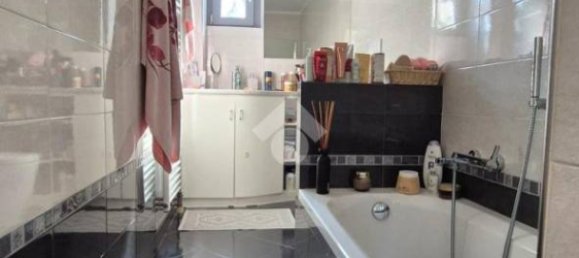 3 bedrooms Apartment in Milan, Italy No. 374042 7