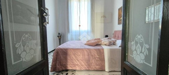 3 bedrooms Apartment in Milan, Italy No. 374042 17