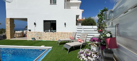 4 Schlafzimmer Villa in Tala, Cyprus, Nr. 4253 9