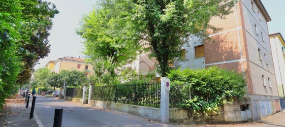 Apartamento de 3 habitaciónes en Reggio Emilia, Italy No. 2282 46