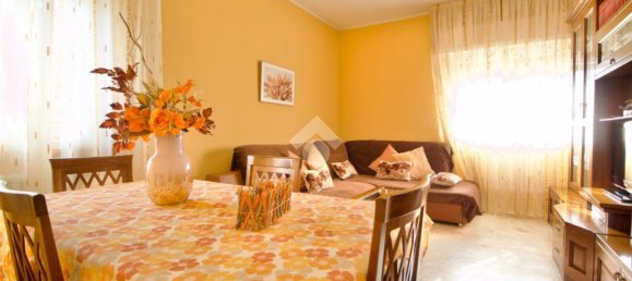 Apartamento de 3 habitaciónes en Reggio Emilia, Italy No. 2282 8