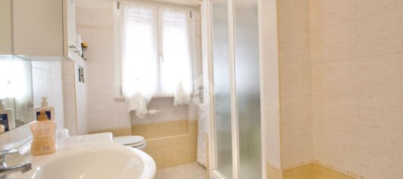 Apartamento de 3 habitaciónes en Reggio Emilia, Italy No. 2282 31