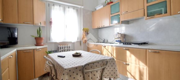 Apartamento de 3 habitaciónes en Reggio Emilia, Italy No. 2282 36