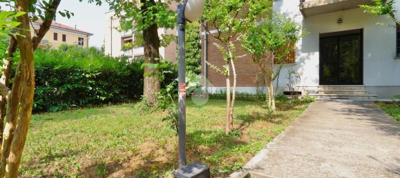 Apartamento de 3 habitaciónes en Reggio Emilia, Italy No. 2282 40