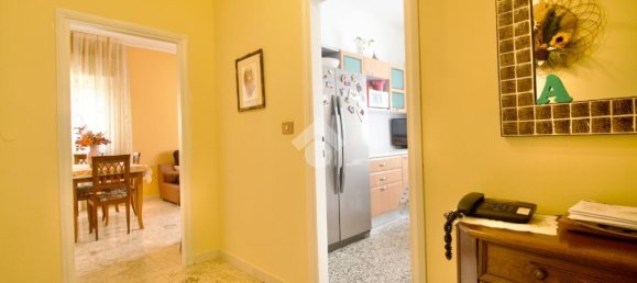 Apartamento de 3 habitaciónes en Reggio Emilia, Italy No. 2282 3