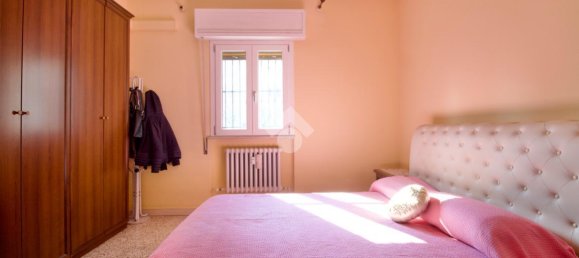 Apartamento de 3 habitaciónes en Reggio Emilia, Italy No. 2282 17