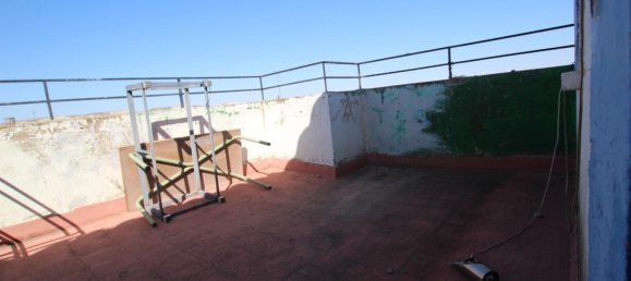 3 bedrooms Apartment in Zaragoza, Spain No. 143970 6