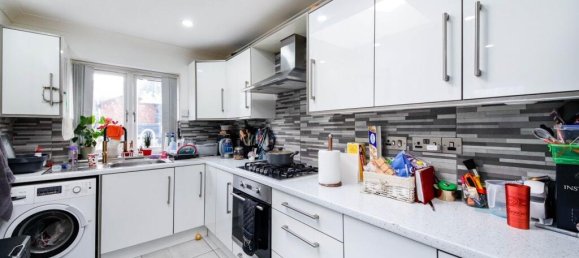 3 bedrooms House in Birmingham, United Kingdom No. 2234 6