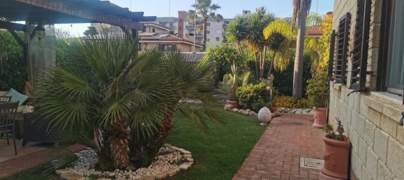 6 bedrooms House in Taranto, Italy No. 342653 15