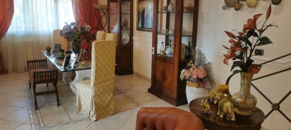 6 bedrooms House in Taranto, Italy No. 342653 5