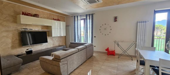 4 bedrooms Apartment in Mercato San Severino, Italy No. 323309 14