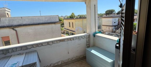 Duplex de 4 divisões em Nettuno, Italy N.º 288566 5