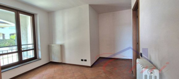 2 bedrooms Apartment in Molteno, Italy No. 276993 6