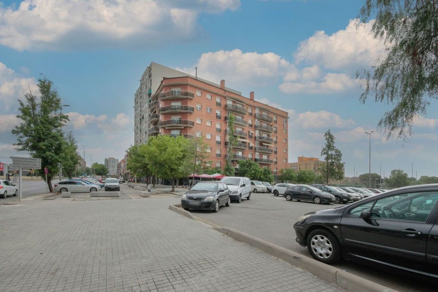 3 bedrooms Apartment in Barcelona, Spain No. 207931