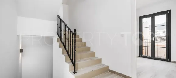 3 bedrooms Townhouse in Estepona, Spain No. 183164 12