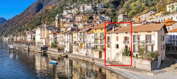 Villa de 4 dormitorios en Colonno, Italy No. 68762 4