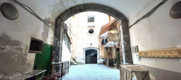 5 Schlafzimmer Wohnung in Naples, Italy, Nr. 229670 25