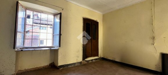 4 rooms House in Castellamonte, Italy No. 68844 8