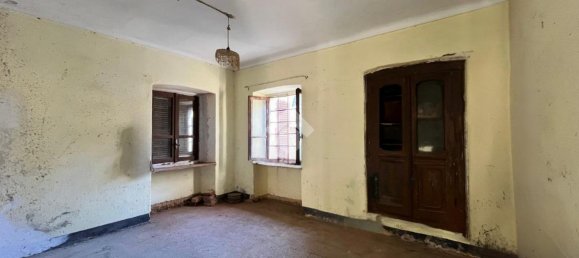 4 rooms House in Castellamonte, Italy No. 68844 17