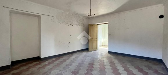4 rooms House in Castellamonte, Italy No. 68844 11
