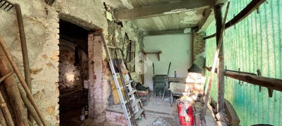 4 rooms House in Castellamonte, Italy No. 68844 24