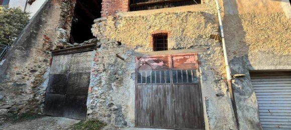 4 rooms House in Castellamonte, Italy No. 68844 26