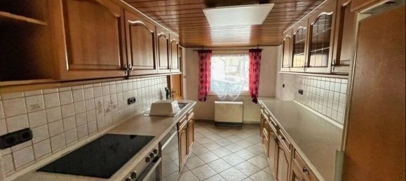 Дом с 6 комнатами в Зиген-Виттгенштайн, Германия № 123880 5